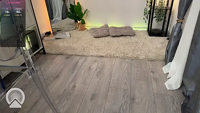 Lella Ryann  online show from 21, 2, 2025