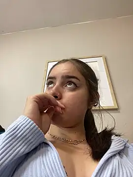 imlindapink online show from 25, 2, 2025