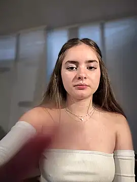 imlindapink online show from 17, 3, 2025