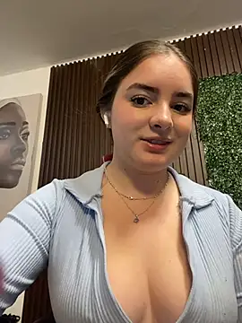 Snapshot of imlindapink chatting on 24, 7, 2026 imlindapink online show from 24, 7, 2026