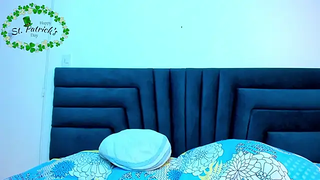 LisaWhite  online show from 18, 3, 2025