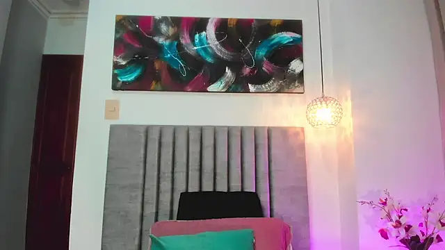 LaraGoldd online show from 9, 10, 2025