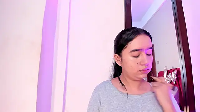 LaraGoldd online show from 14, 2, 2026