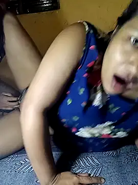 Snapshot of Radhikadavi879 chatting on 15, 1, 2025 Radhikadavi879 online show from 15, 1, 2025