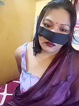 Snapshot of Radhikadavi879 chatting on 18, 2, 2025 Radhikadavi879 online show from 18, 2, 2025