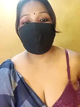 Snapshot of Radhikadavi879 chatting on 19, 3, 2025 Radhikadavi879 online show from 19, 3, 2025