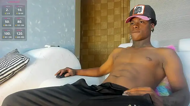 Snapshot of TOWERS21_ chatting on 24, 1, 2025 TOWERS21 online show from 24, 1, 2025