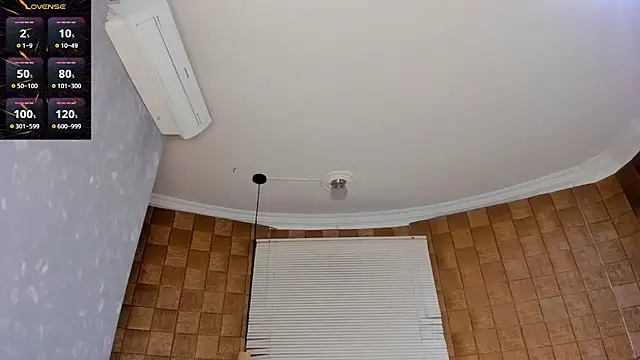 Snapshot of TOWERS21_ chatting on 13, 2, 2025 TOWERS21 online show from 13, 2, 2025