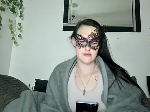 LexiSnowUK online show from 8, 1, 2025