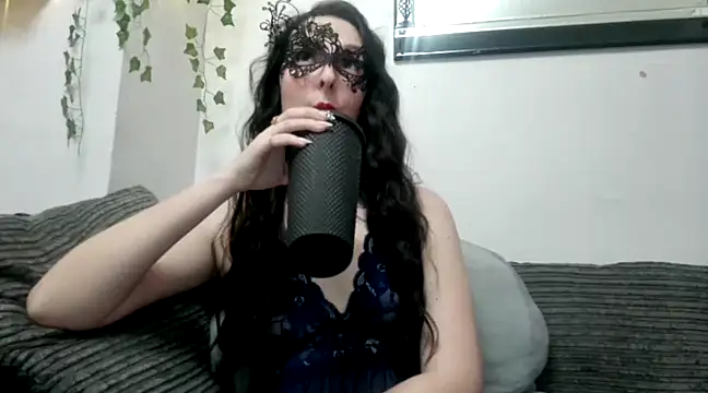 LexiSnowUK online show from 28, 2, 2025