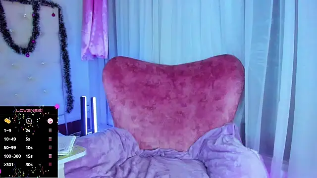  jade white  online show from 20, 12, 2024