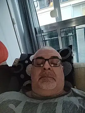 Satiro Sevilla online show from 2, 3, 2026