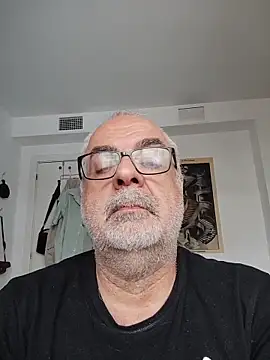 Satiro Sevilla online show from 28, 4, 2026