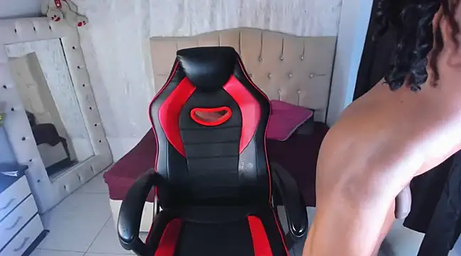 Strella ferrera online show from 25, 2, 2025