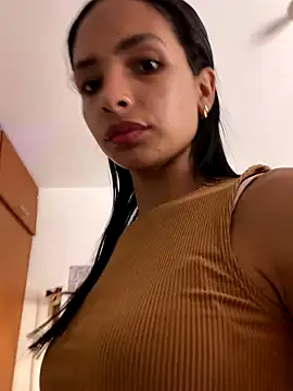 AnnitaSerna  online show from 30, 9, 2025