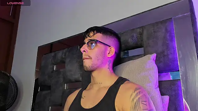 iamcamiloo  online show from 20, 3, 2025