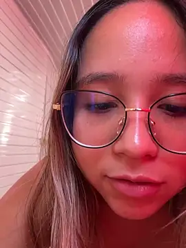MelanieRoah online show from 22, 6, 2026