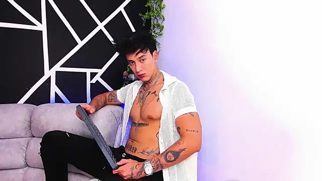 JUSTIN FULLER1 online show from 25, 2, 2025