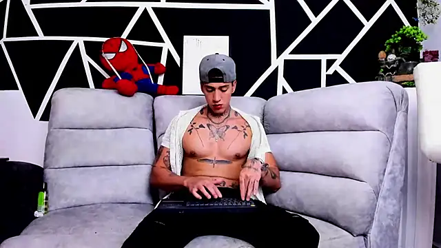 JUSTIN FULLER1 online show from 12, 3, 2025