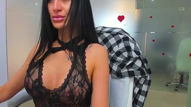 Queenrafaella online show from 4, 5, 2026