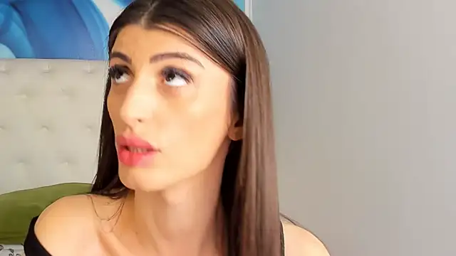 SkinnyDolly online show from 23, 2, 2025