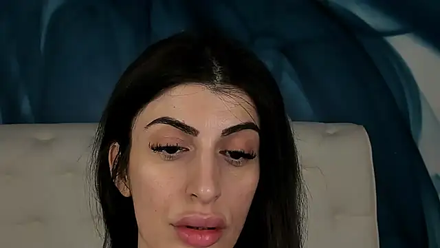 SkinnyDolly online show from 14, 12, 2025