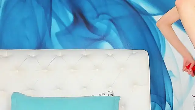 SkinnyDolly online show from 2, 5, 2026