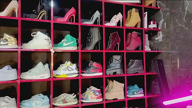 Snapshot of Indianbrownie chatting on 18, 3, 2026 Indianbrownie online show from 18, 3, 2026