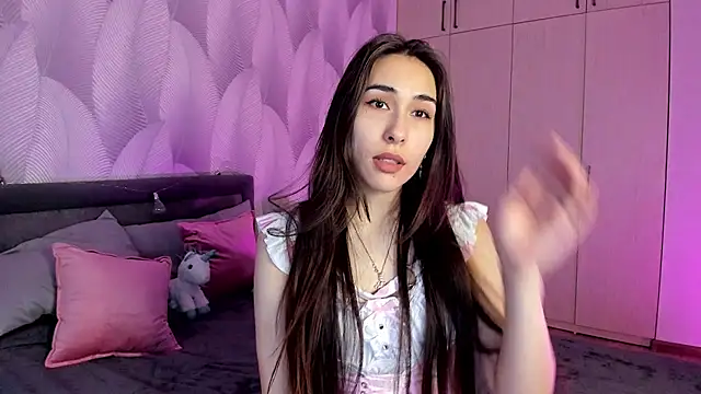 Bambiii bby online show from 6, 2, 2025