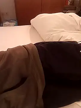 Snapshot of crems77 chatting on 9, 1, 2026 crems77 online show from 9, 1, 2026