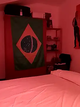 Snapshot of crems77 chatting on 13, 3, 2026 crems77 online show from 13, 3, 2026