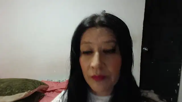 carolina linarez69 online show from 8, 3, 2026