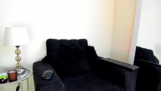 its  angelica  online show from 3, 5, 2026