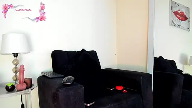 its  angelica  online show from 6, 8, 2026