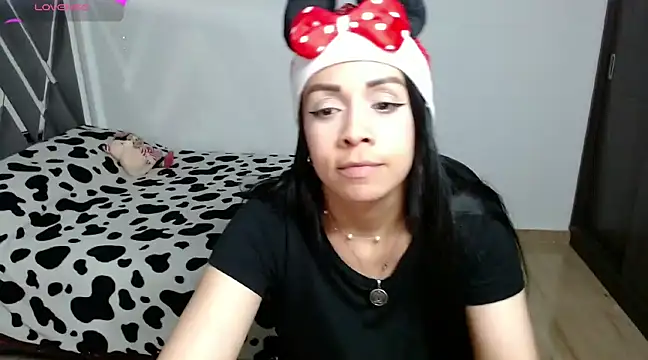 Amber Lovely online show from 18, 12, 2024