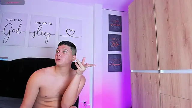 ANDREZALVAREZ online show from 31, 1, 2025