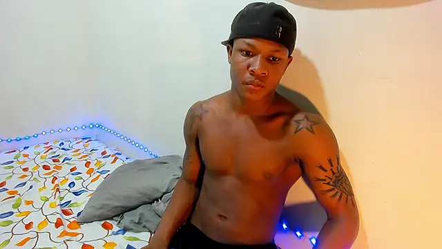 Snapshot of Alid_17 chatting on 5, 12, 2024 Alid 17 online show from 5, 12, 2024