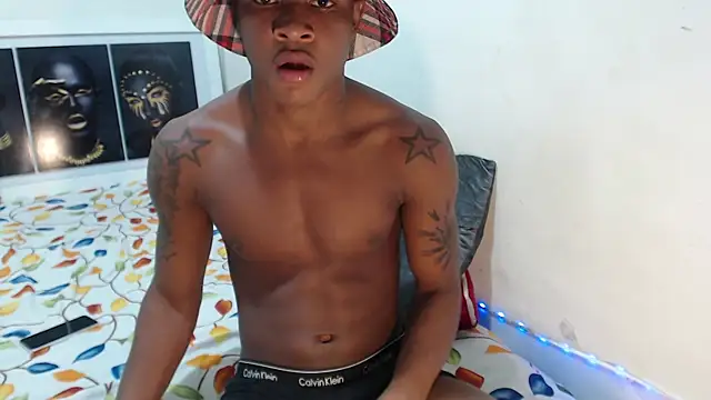 Snapshot of Alid_17 chatting on 7, 12, 2024 Alid 17 online show from 7, 12, 2024