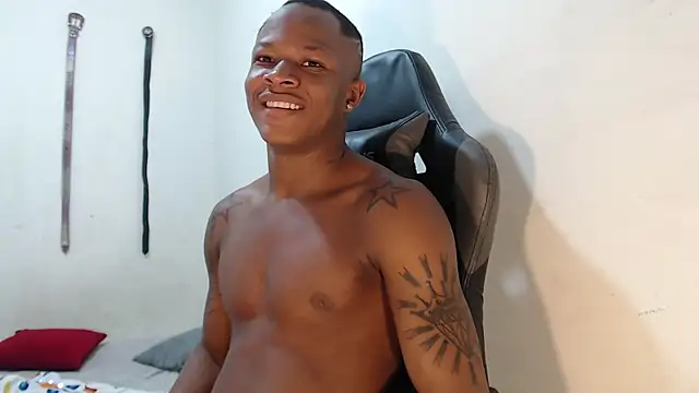 Snapshot of Alid_17 chatting on 17, 12, 2024 Alid 17 online show from 17, 12, 2024