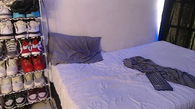 Snapshot of Alid_17 chatting on 7, 2, 2025 Alid 17 online show from 7, 2, 2025