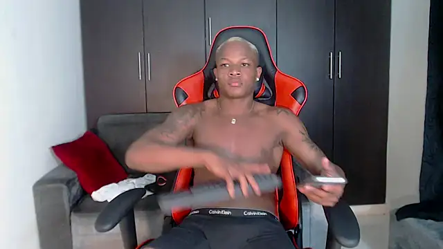 Snapshot of Alid_17 chatting on 1, 3, 2025 Alid 17 online show from 1, 3, 2025