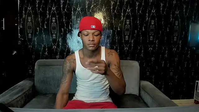 Snapshot of Alid_17 chatting on 21, 10, 2025 Alid 17 online show from 21, 10, 2025