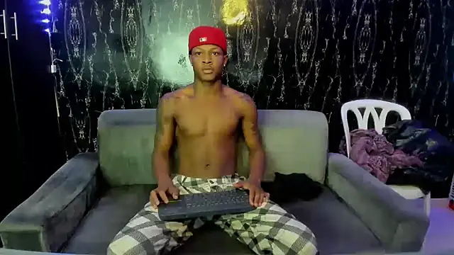 Snapshot of Alid_17 chatting on 23, 10, 2025 Alid 17 online show from 23, 10, 2025