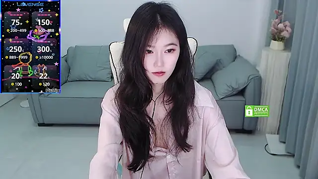 YiJin-a online show from 2, 3, 2025