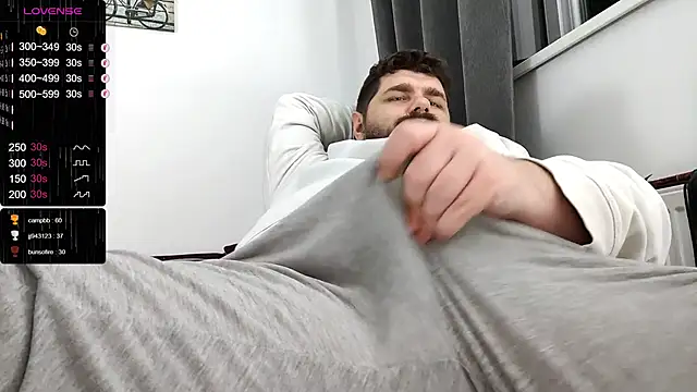 Snapshot of KingMarti chatting on 24, 12, 2024 KingMarti online show from 24, 12, 2024