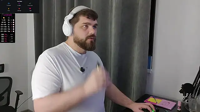 Snapshot of KingMarti chatting on 15, 12, 2025 KingMarti online show from 15, 12, 2025