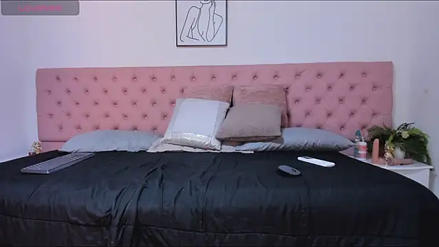 CarolinaGlamour online show from 23, 11, 2025