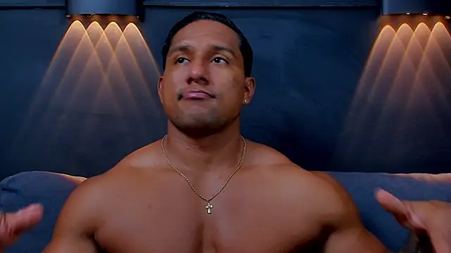 Snapshot of CallumMuscle chatting on 3, 2, 2025 CallumMuscle online show from 3, 2, 2025