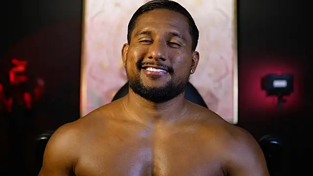 Snapshot of CallumMuscle chatting on 16, 10, 2025 CallumMuscle online show from 16, 10, 2025