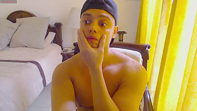 Snapshot of Booy_Hott chatting on 6, 2, 2025 Booy Hott online show from 6, 2, 2025